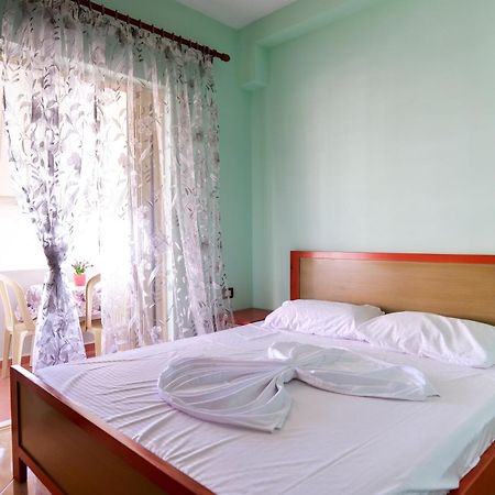 Rei Apartments Sarande Room photo