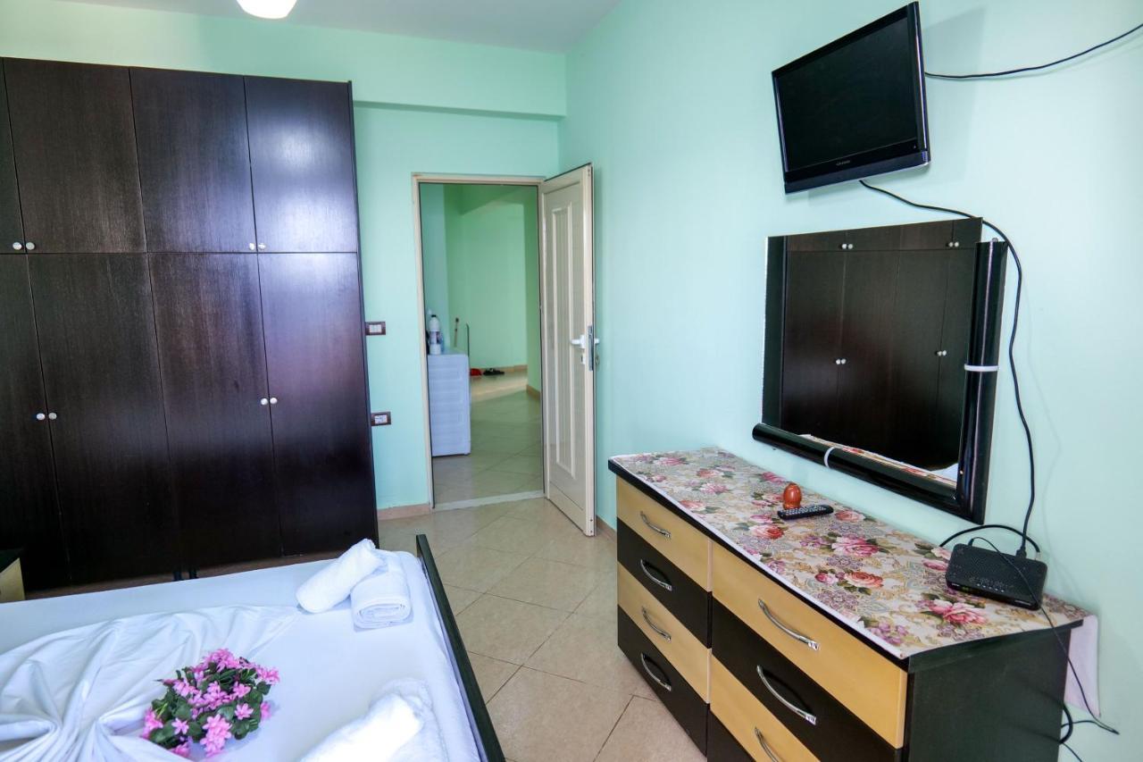 Rei Apartments Sarande Exterior photo