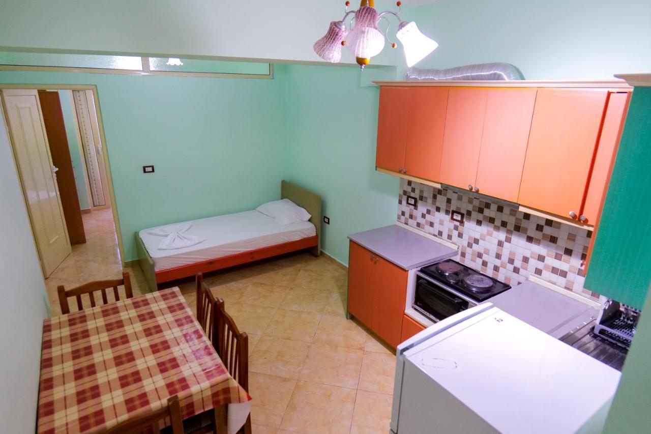 Rei Apartments Sarande Exterior photo
